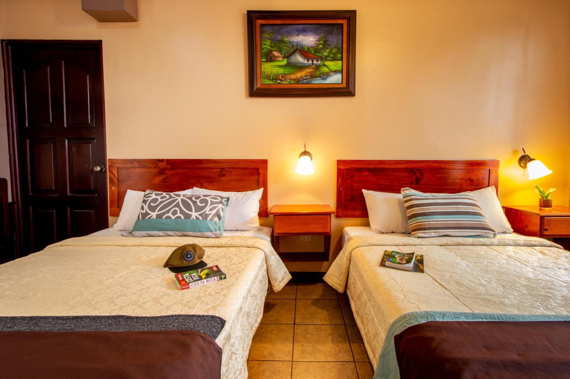Hotel Las Colinas La Fortuna Екстериор снимка