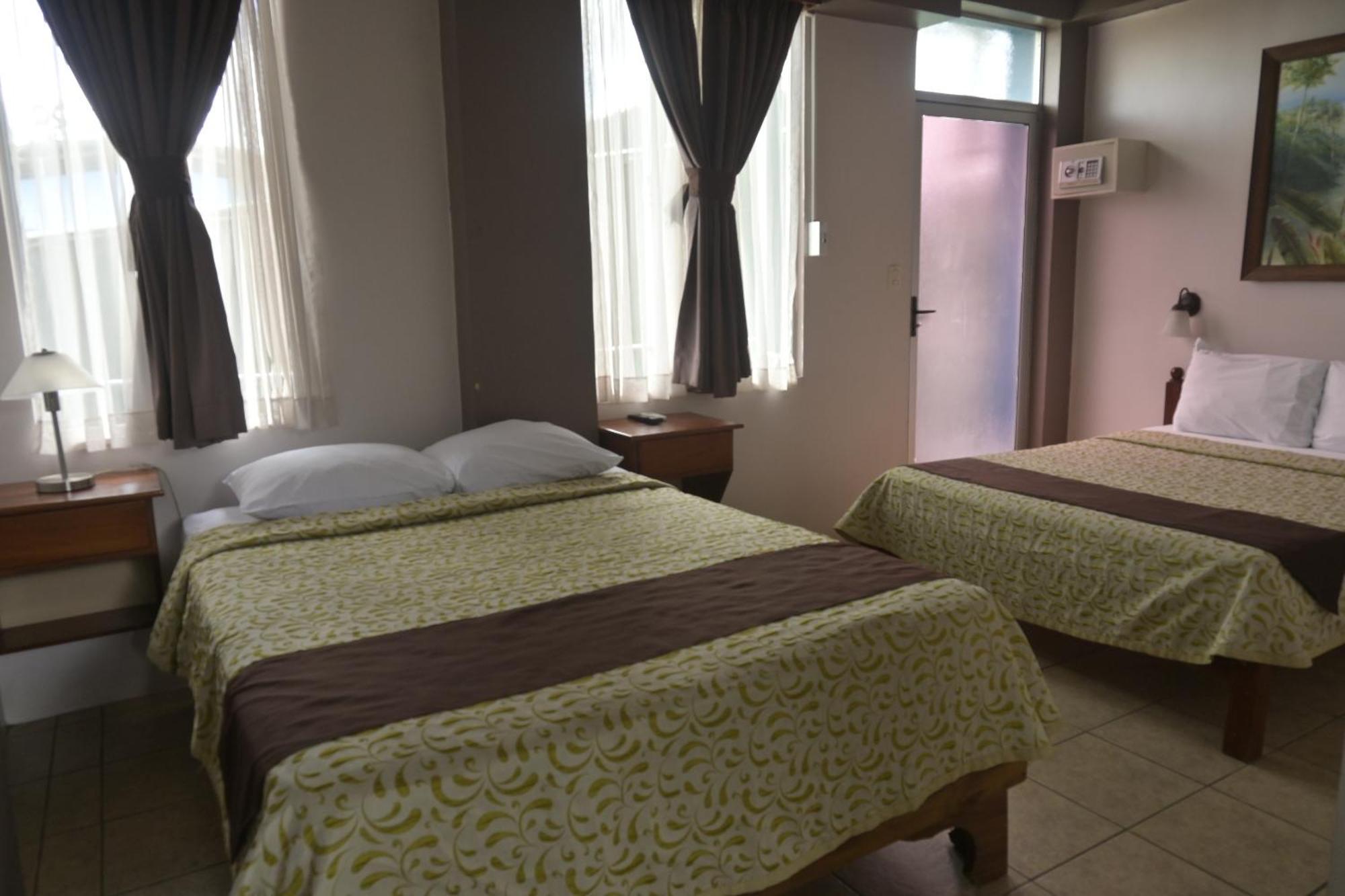 Hotel Las Colinas La Fortuna Екстериор снимка